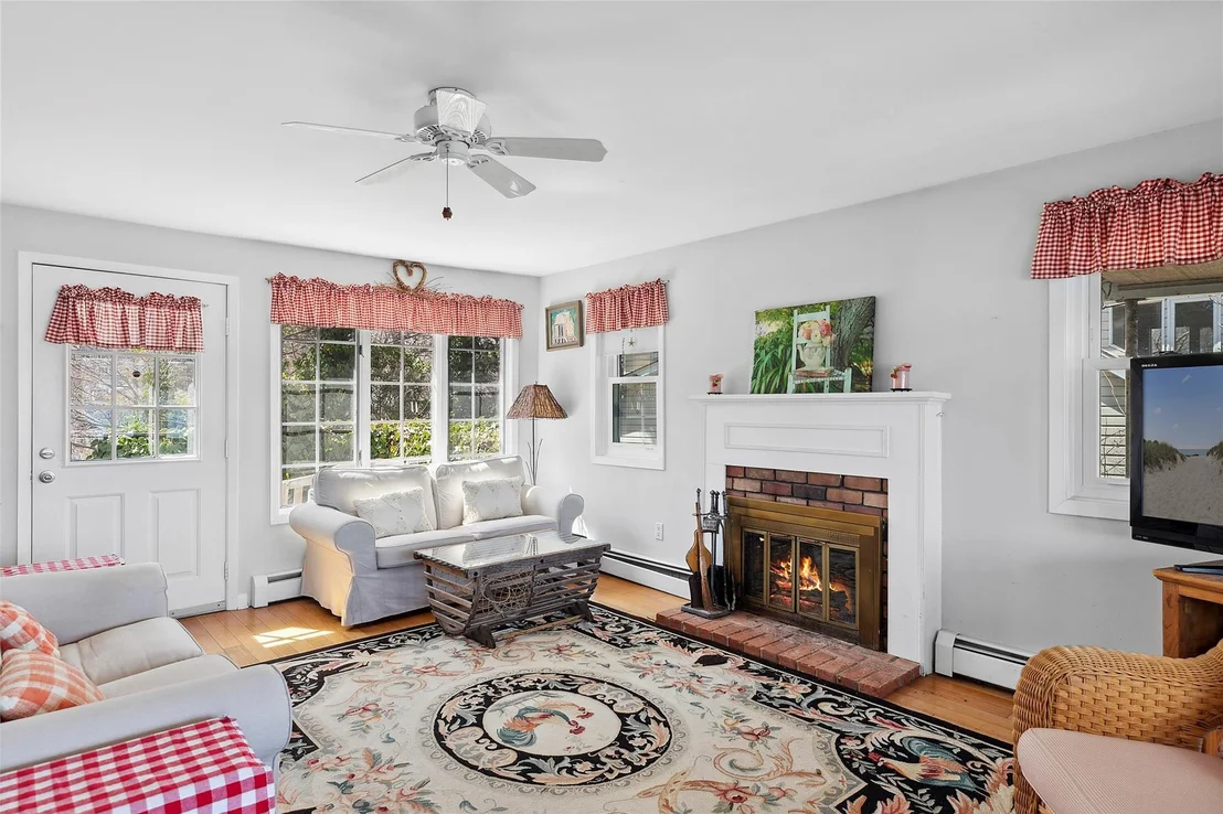 Photo of 31 Chestnut Avenue