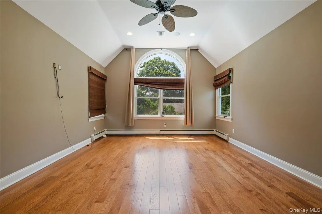 Photo of 16 Brook Lane