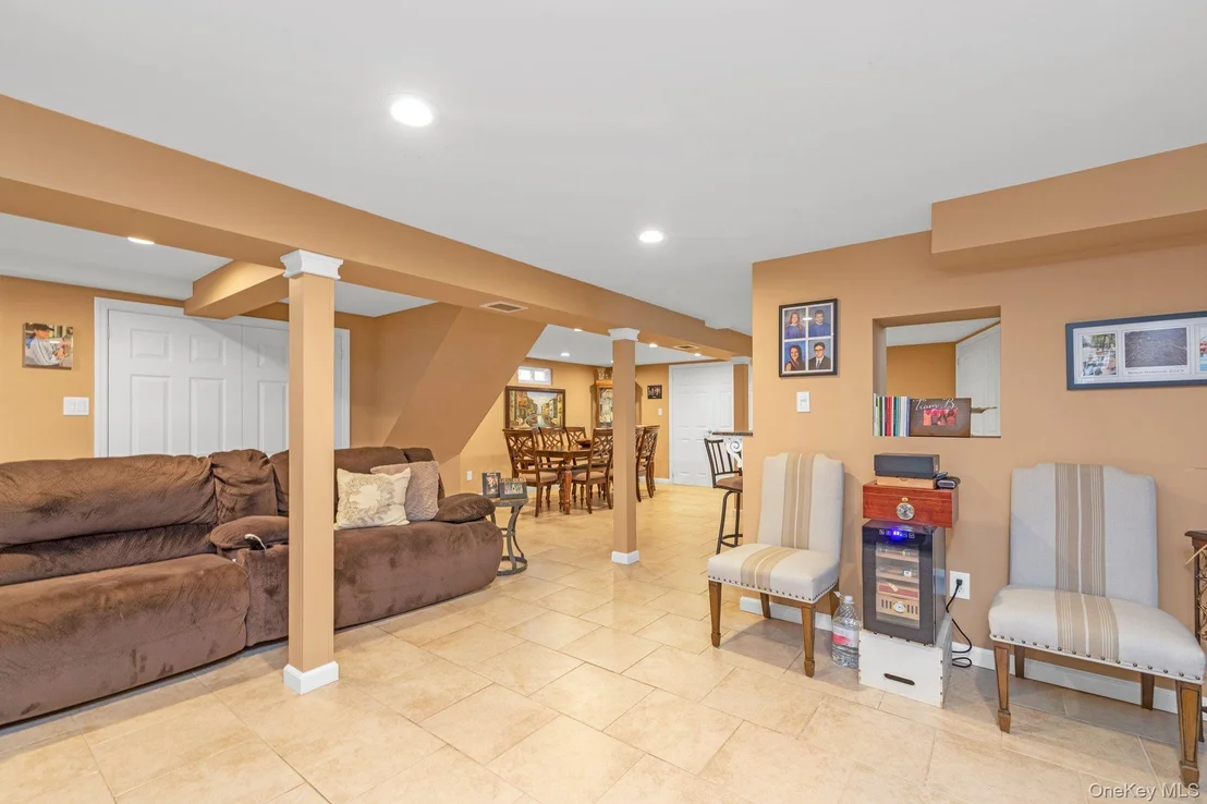 Photo of 36 Semton Boulevard