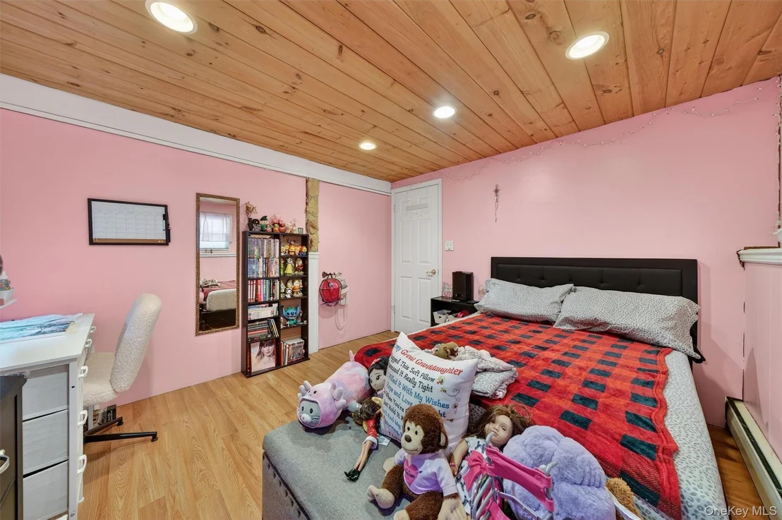 Photo of 14 Scotchtown Drive