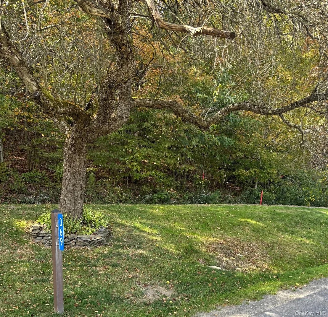 Photo of 413 Middlefield Road