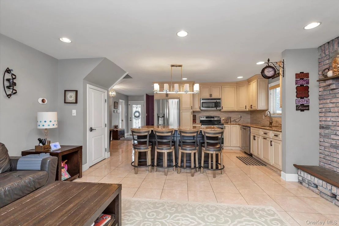 Photo of 6 Cedar Drive E