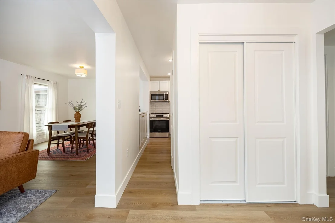 Photo of Unit C at 164 Rinaldi Boulevard
