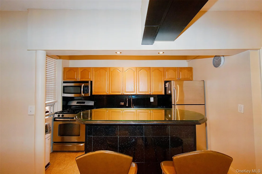 Photo of Unit B38 at 796 Bronx River Road