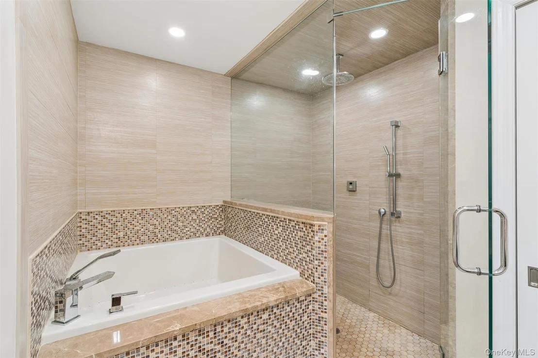 Photo of Unit A at 623 Oceanfront