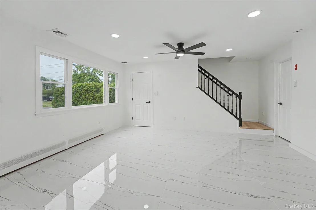 Photo of 6 Regal Lane