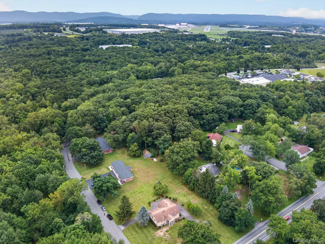 Photo of 60 Rock Cut Road