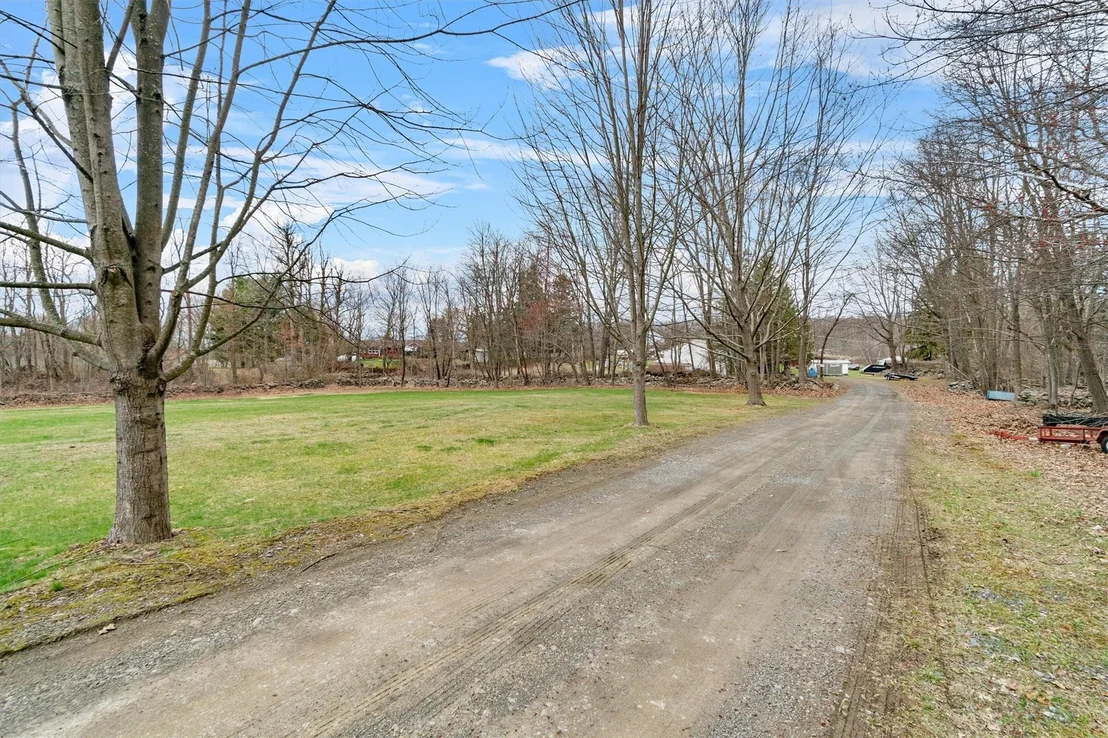 Photo of 371 Fosler Road