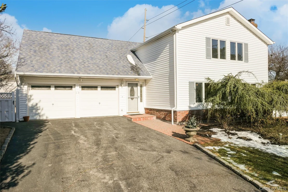 Photo of 10 Marie Crescent