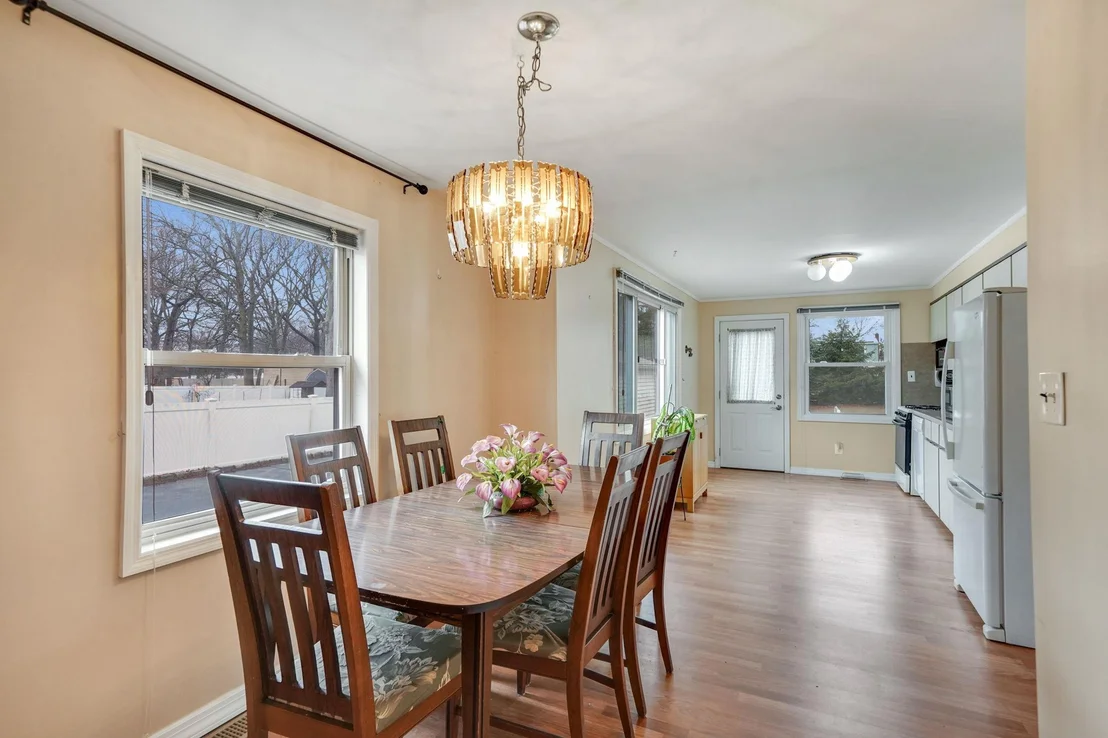 Photo of 622 Sandra Avenue