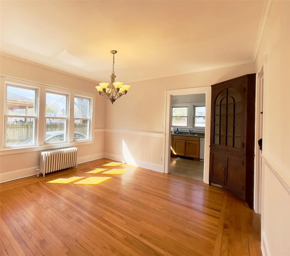 Photo of 4409 Albany Post Road