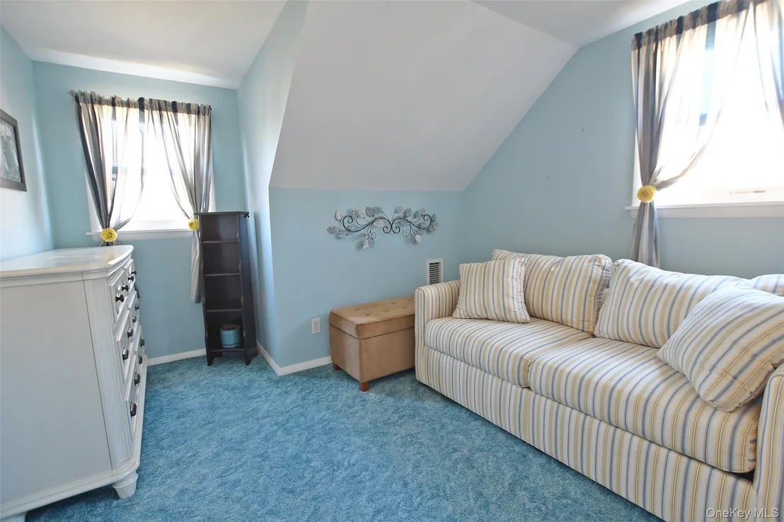 Photo of 359 Randall Road