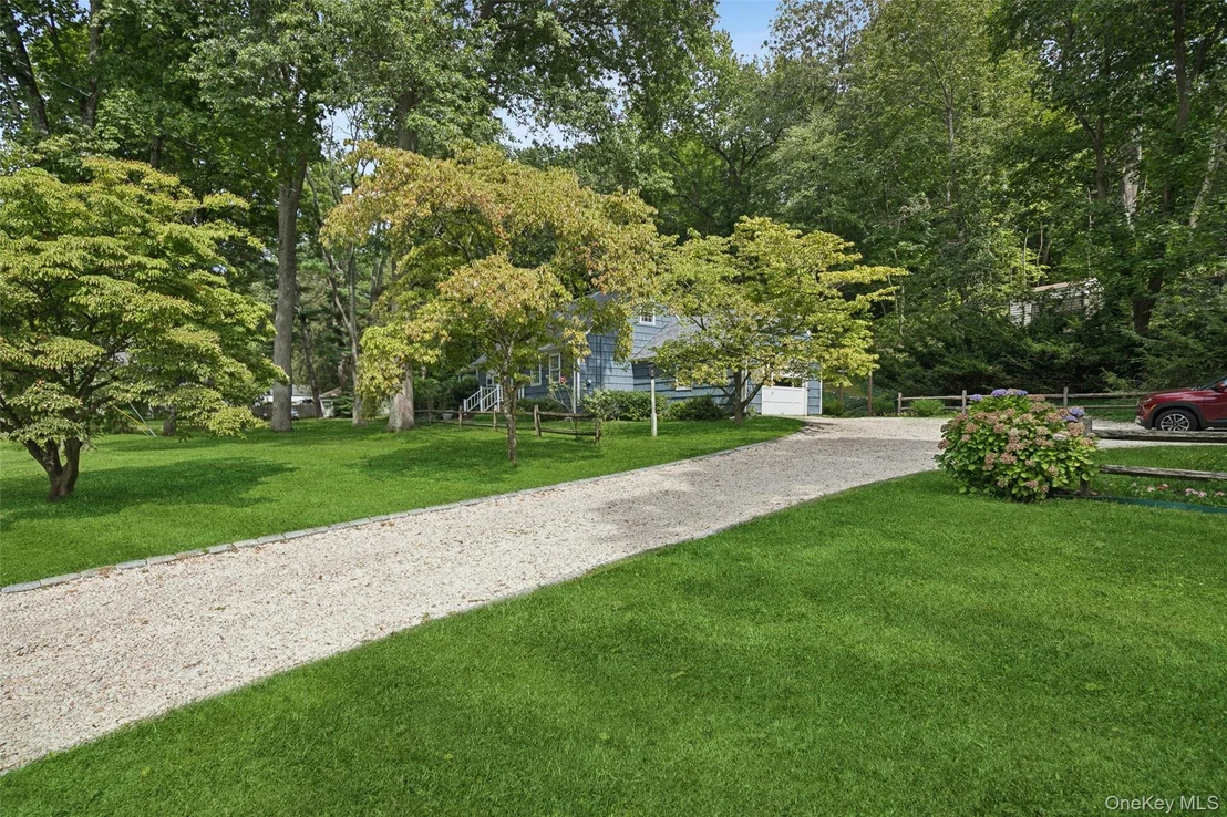 Photo of 10 Goose Hill Road