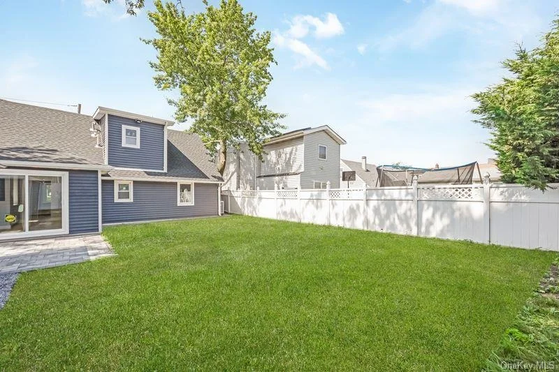 Photo of 335 Peninsula Boulevard