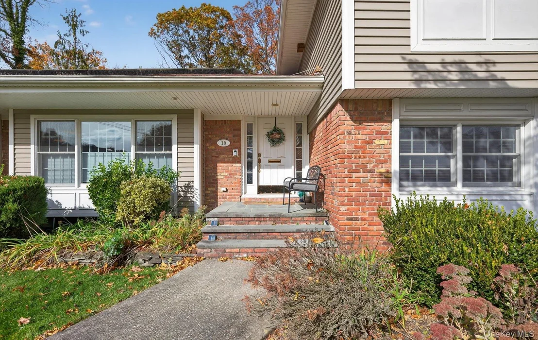 Photo of 10 Sorgi Court