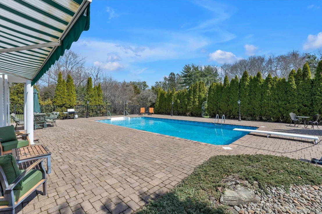 Photo of 1 Somner Drive