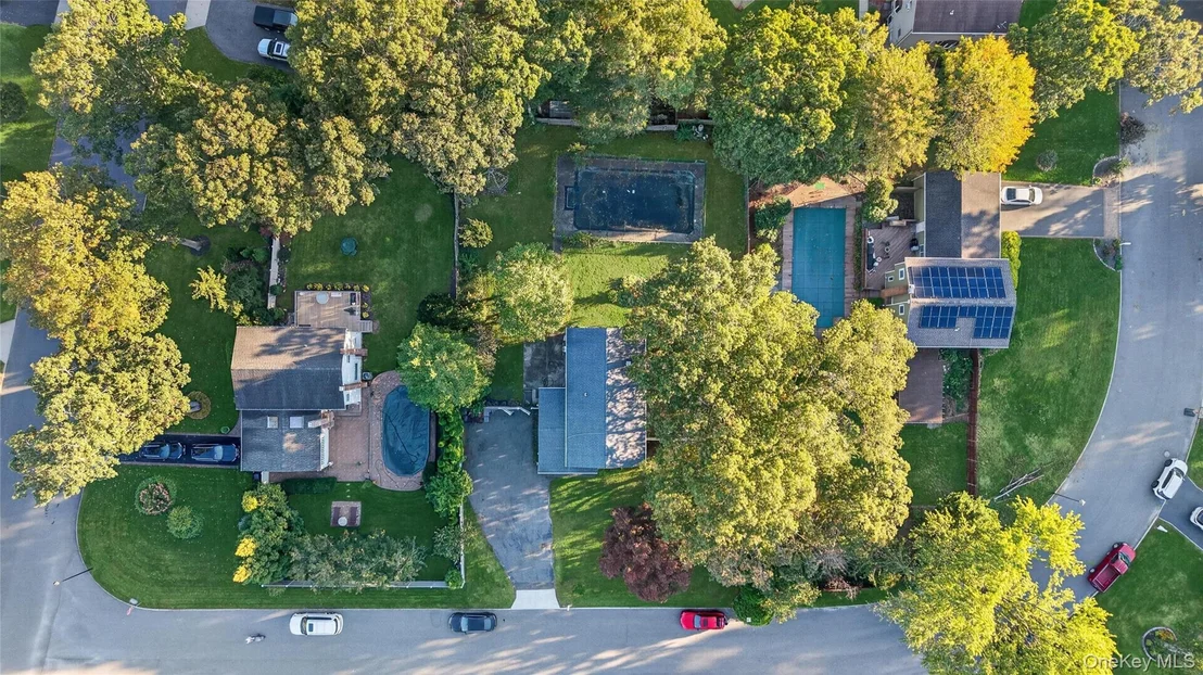 Photo of 3 Jasper Avenue
