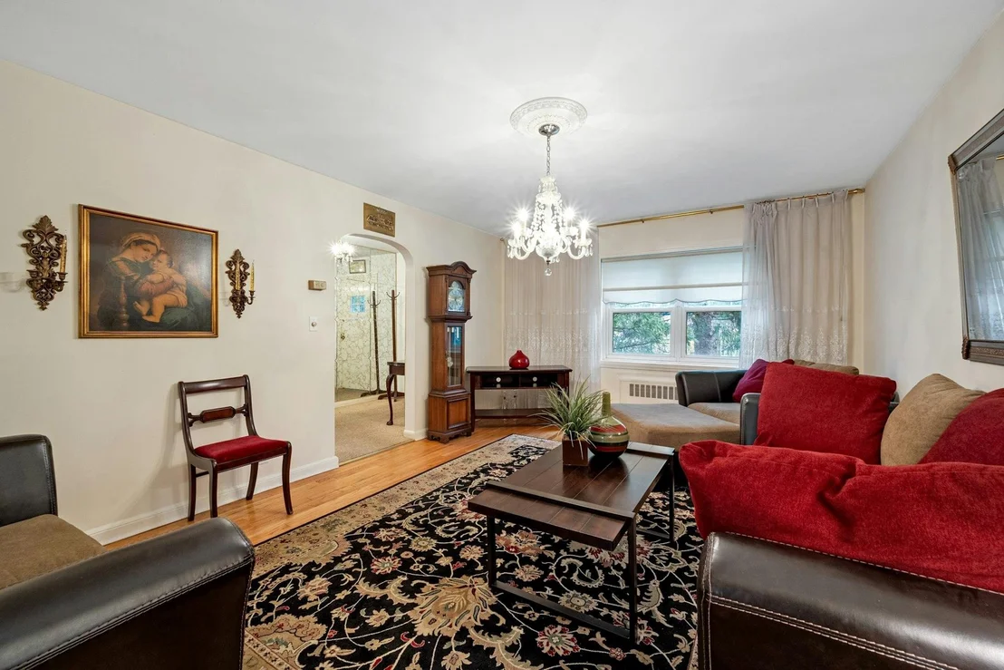 Photo of 413 Stellar Avenue