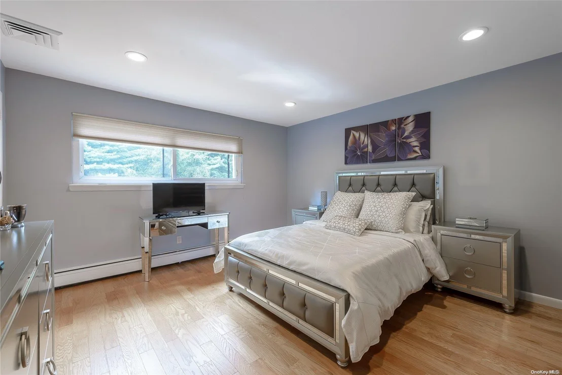 Photo of 4 Summerwind Drive