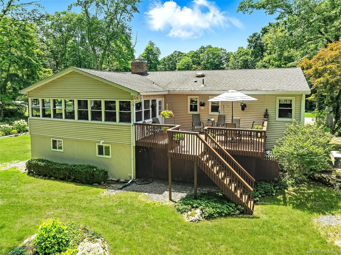 Photo of 69 Clove Brook Drive