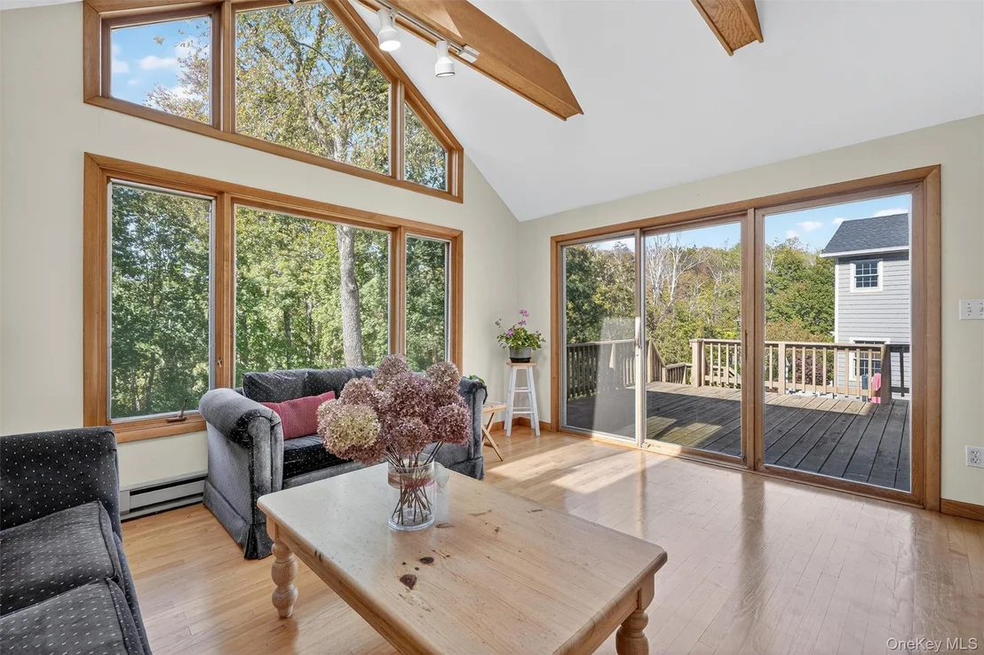 Photo of 24 Beverly Road