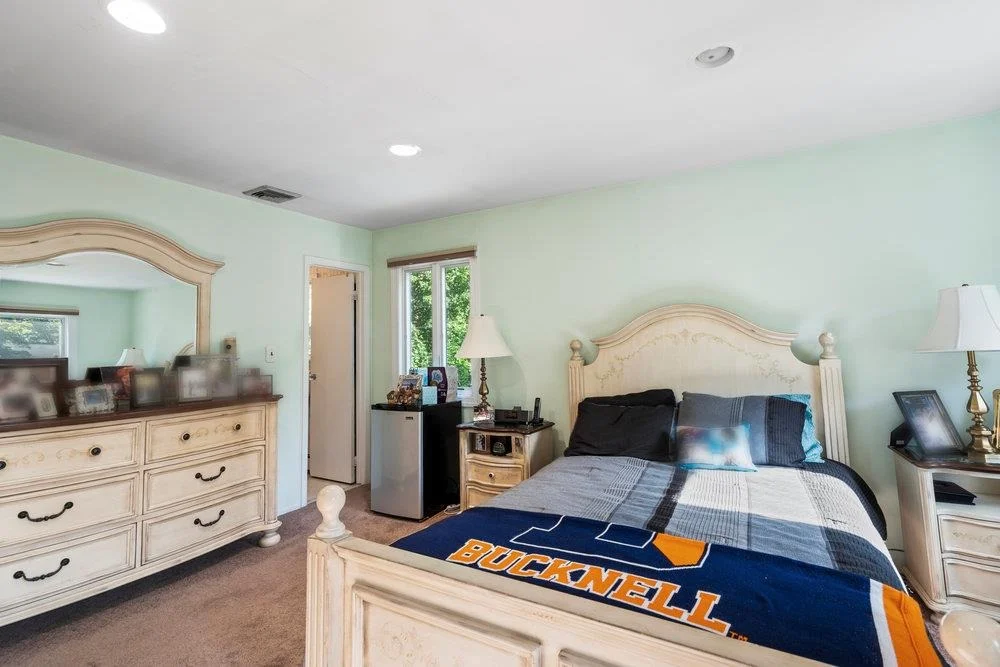 Photo of 17 Woodview Drive