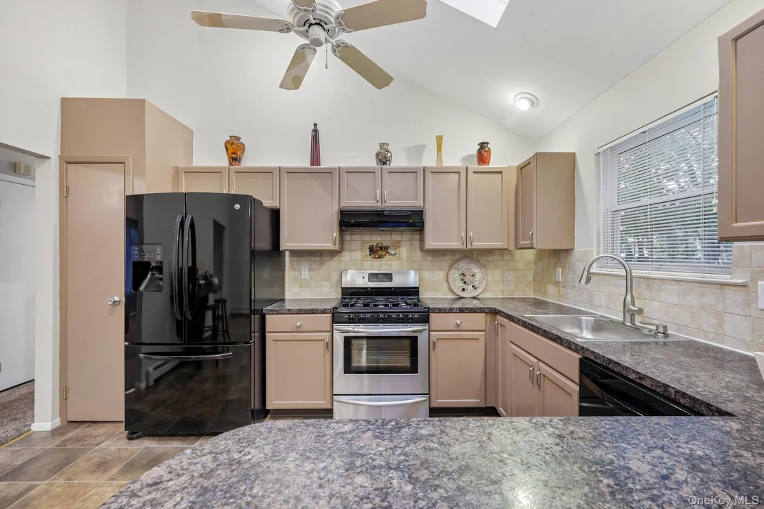 Photo of 42 Apex Drive