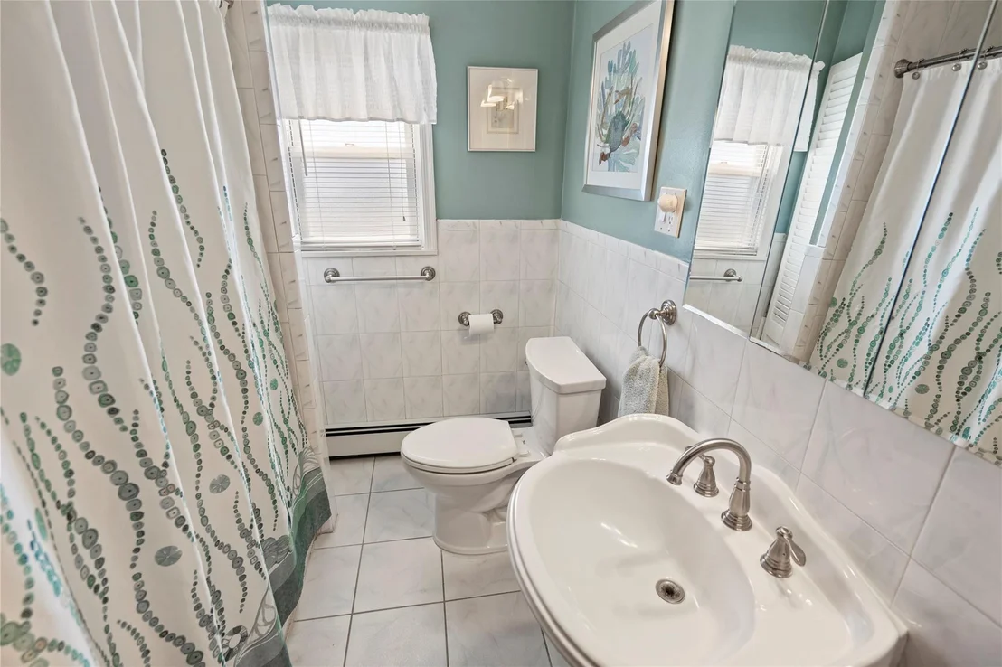 Photo of 665 Gabriel Avenue