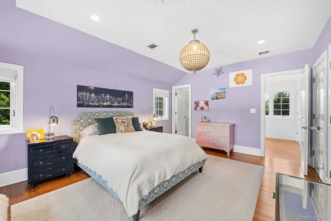 Photo of 73 Park Drive S