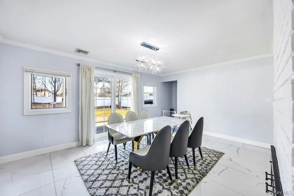 Photo of 111 Blacksmith Road E