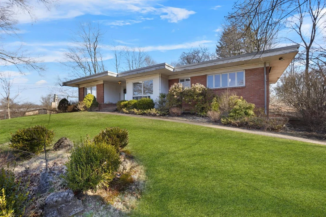 Photo of 3 Woodward Road