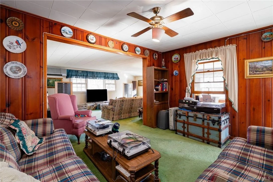 Photo of 802 Forest Glen Road