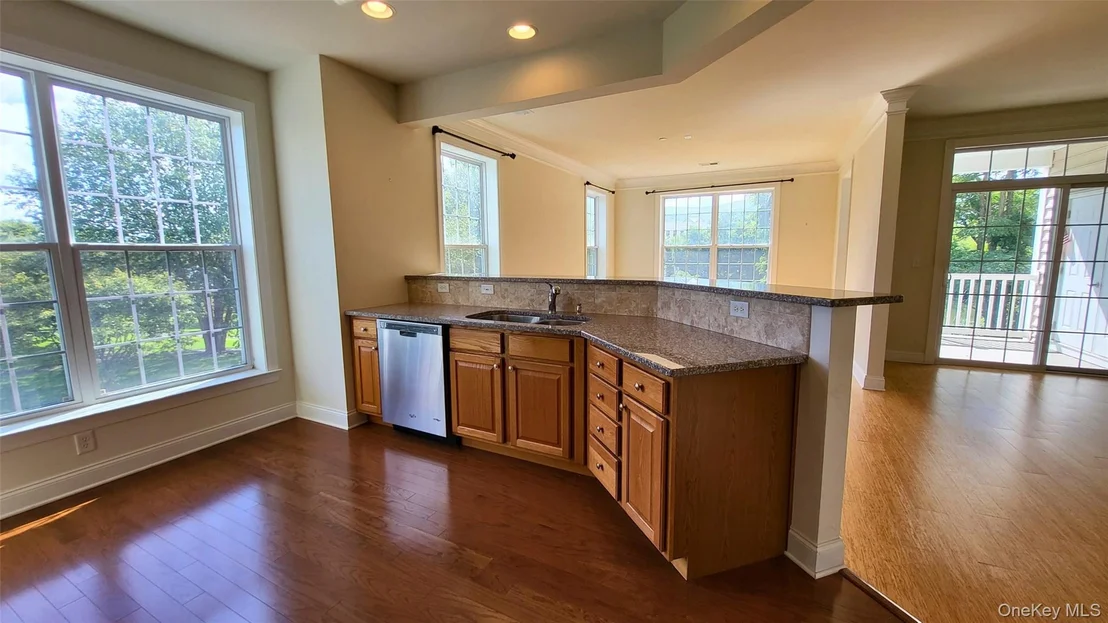 Photo of 621 Regency Drive