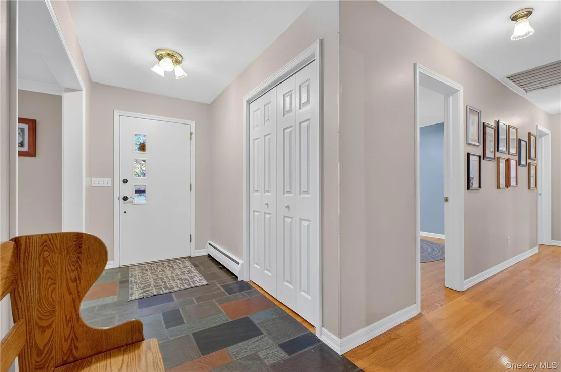 Photo of 69 Round Hill Road