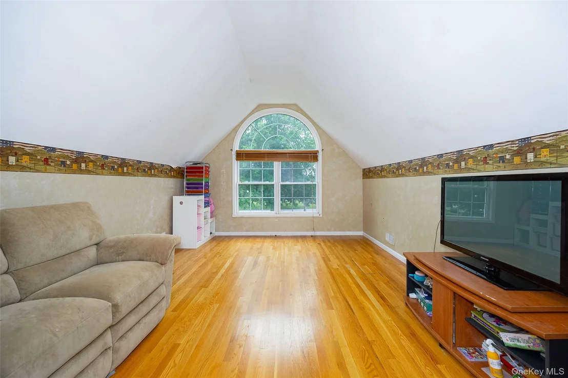 Photo of 89 Brookside Lane