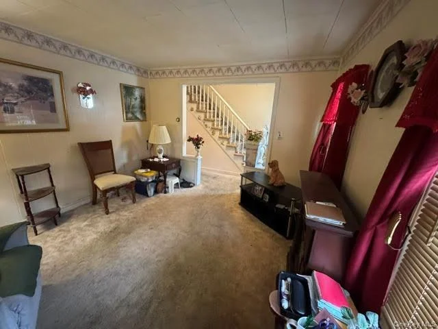 Photo of 10 Forest Avenue