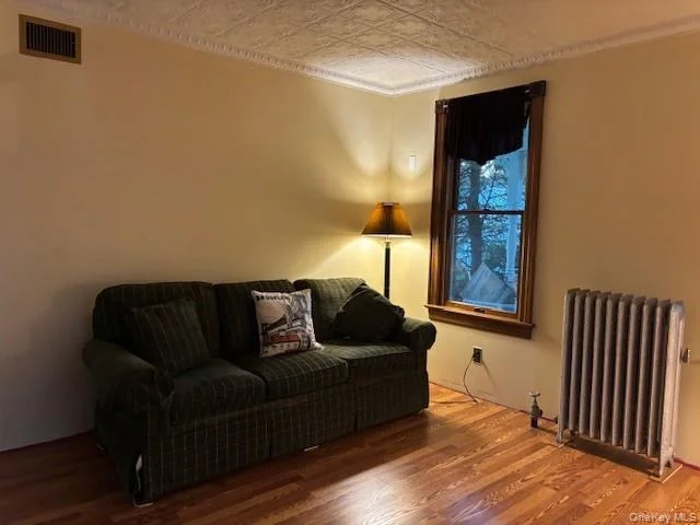 Photo of 92 Walnut Street