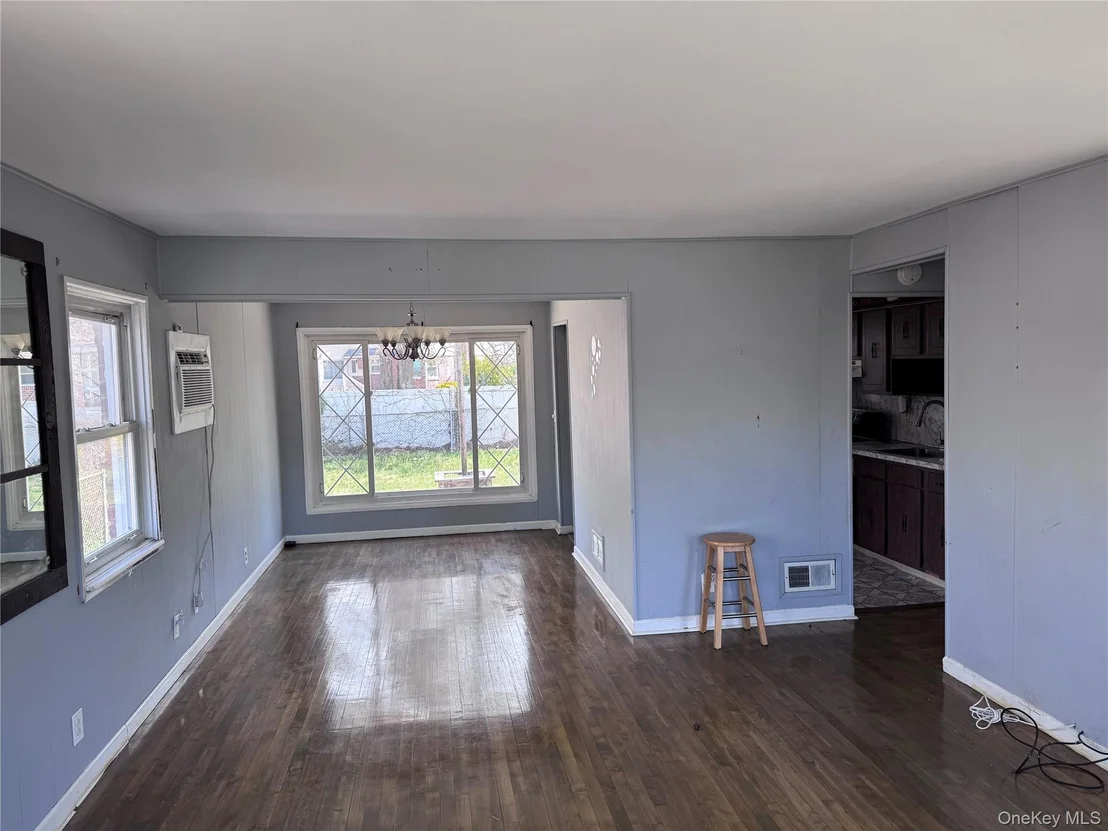 Photo of 21 Boden Avenue