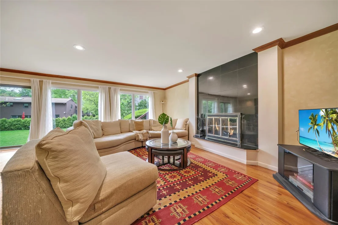 Photo of 4 Bobby Close