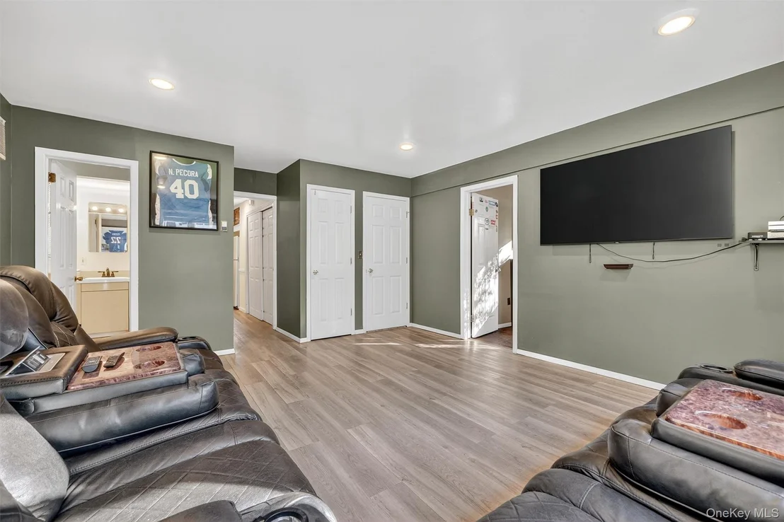 Photo of 22 Parkside Drive