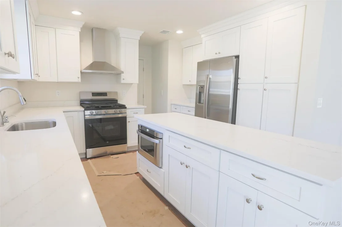 Photo of 33 Dressel