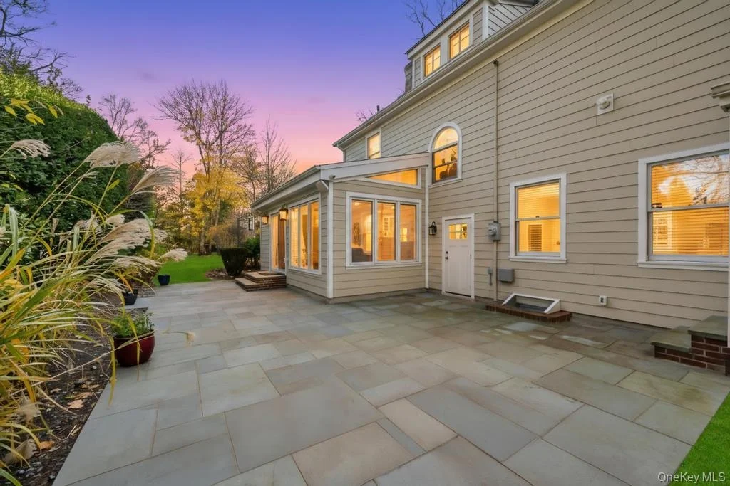 Photo of 9 Sycamore Drive