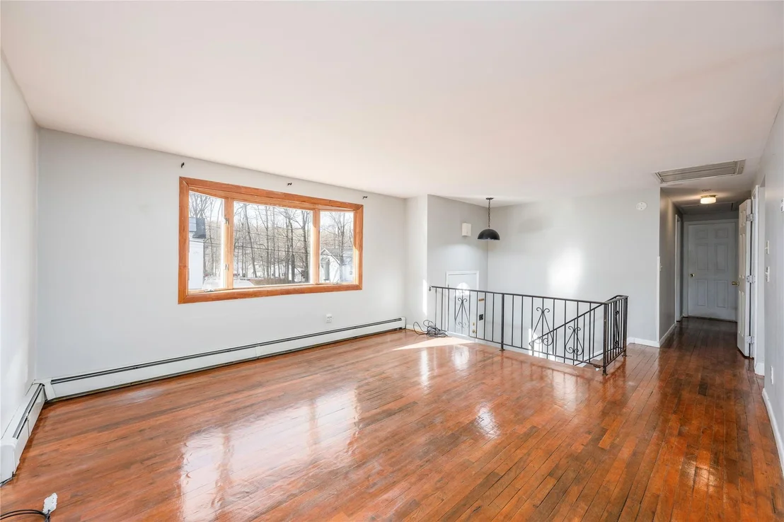 Photo of 11 Brookside Road