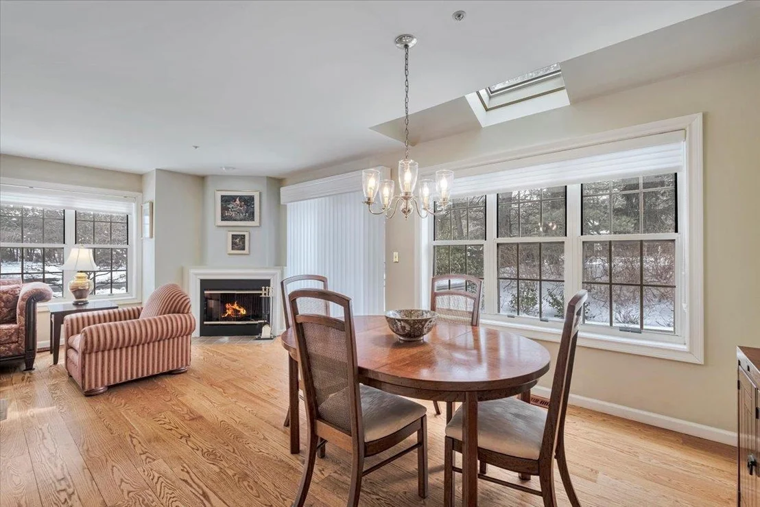 Photo of 1206 Pondside Drive
