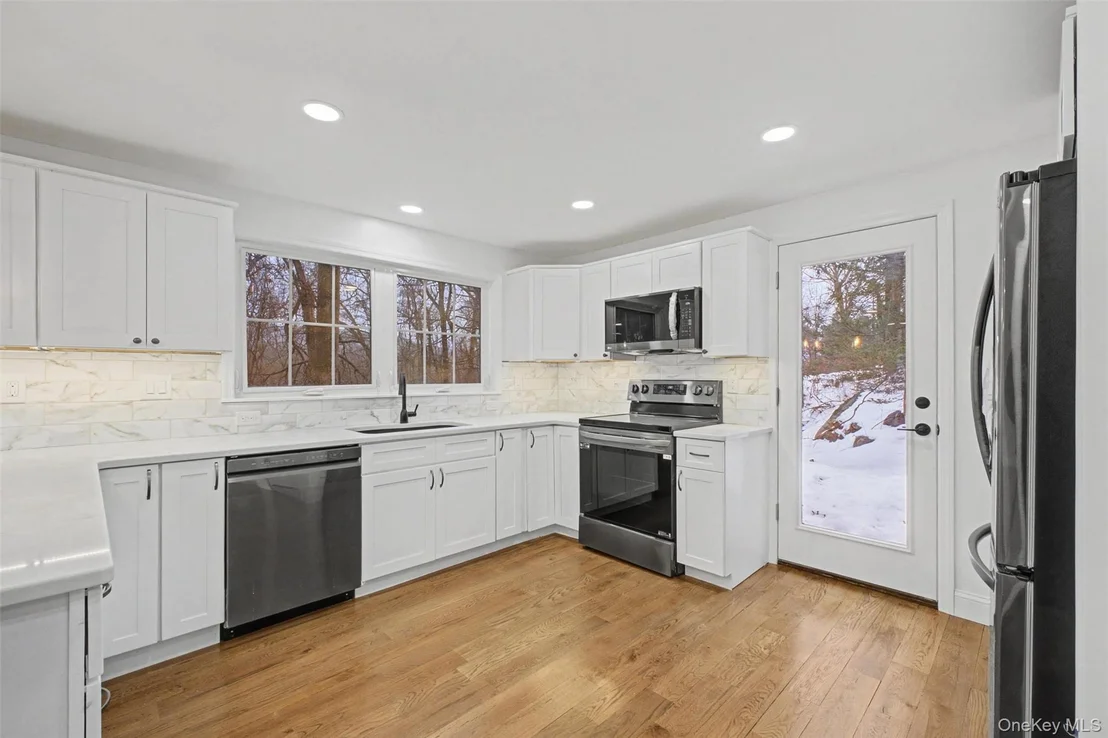 Photo of 16 Cold Spring Road