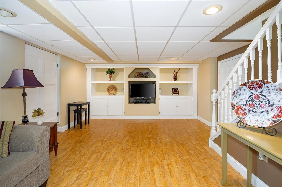 Photo of 18 Lorraine Boulevard