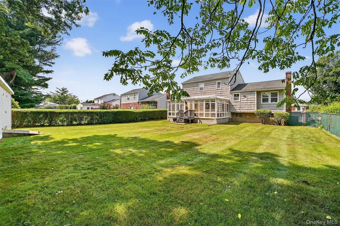 Photo of 14 Midway Road