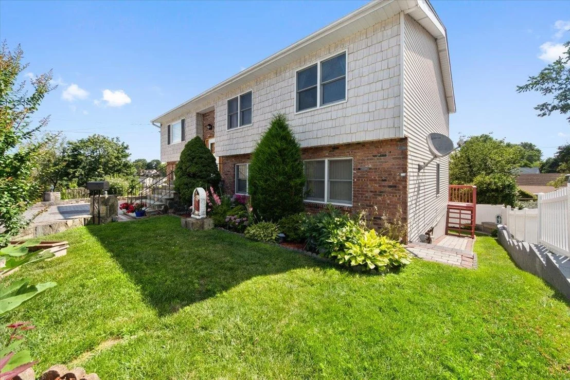 Photo of 51 Westwind Road