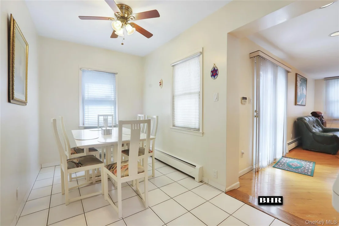 Photo of 272 Exeter Street