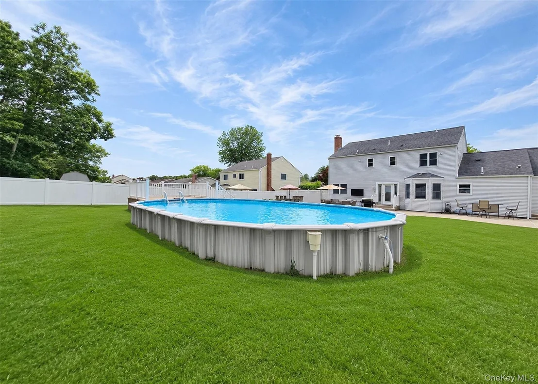 Photo of 73 Springmeadow Drive